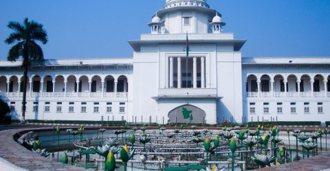 সোশ্যাল মিডিয়া ব্যবহার নিয়ে বিচারপতিদের সতর্ক করেছে সুপ্রিম কোর্ট প্রশাসন